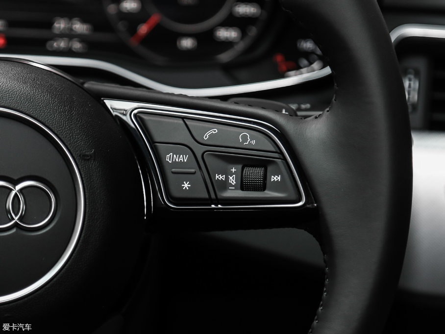 2017WA5 Sportback 45 TFSI r