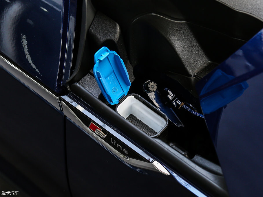 2017WA5 Sportback 45 TFSI r