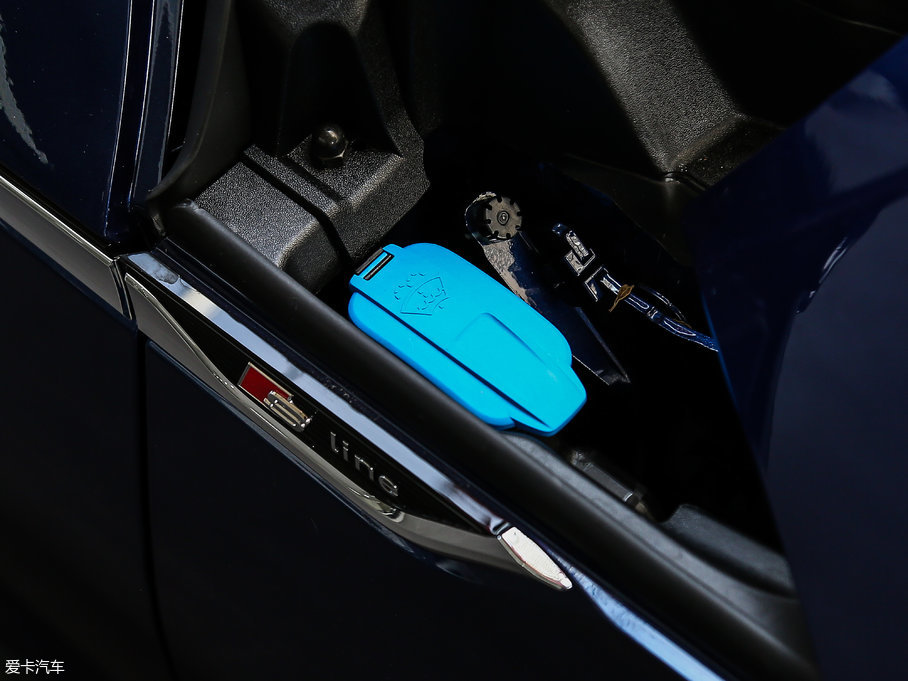 2017WA5 Sportback 45 TFSI r