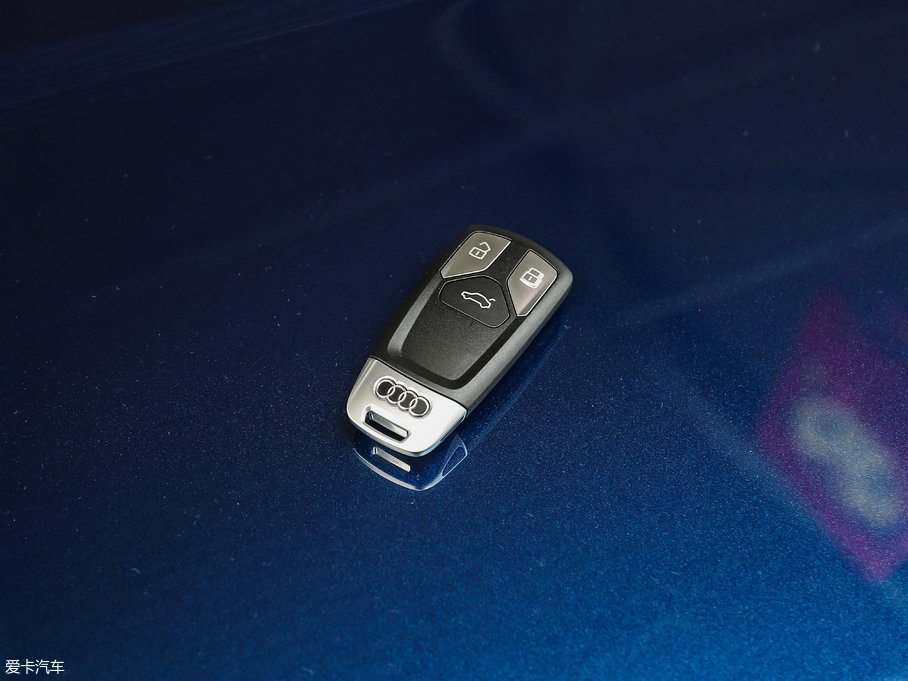 2017WA5 Sportback 45 TFSI r