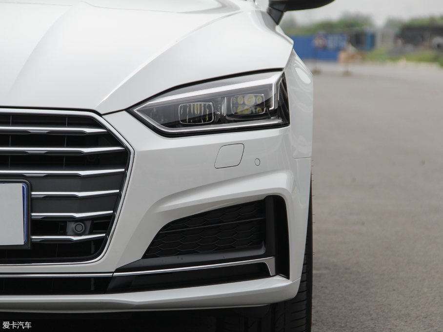 2017WA5 Sportback 45 TFSI r