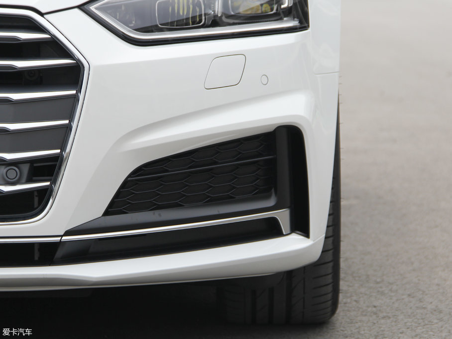 2017WA5 Sportback 45 TFSI r