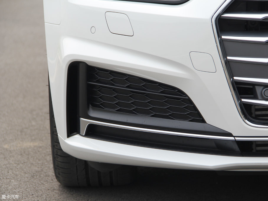 2017WA5 Sportback 45 TFSI r