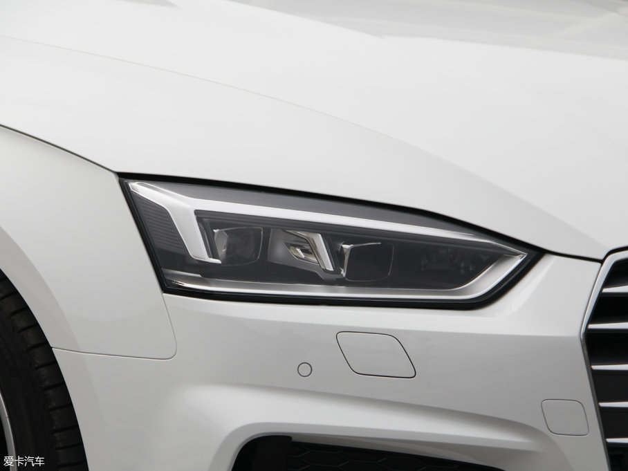 2017WA5 Sportback 45 TFSI r