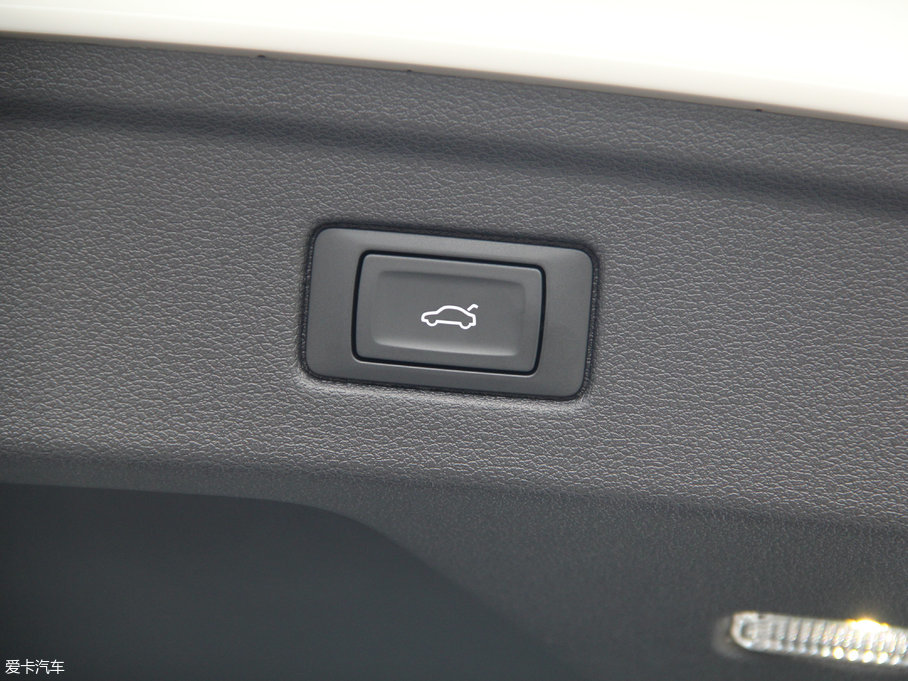 2017WA5 Sportback 45 TFSI r