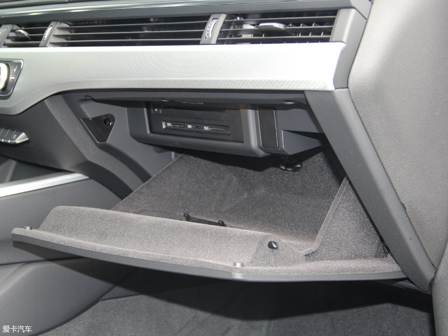 2017WA5 Sportback 45 TFSI r