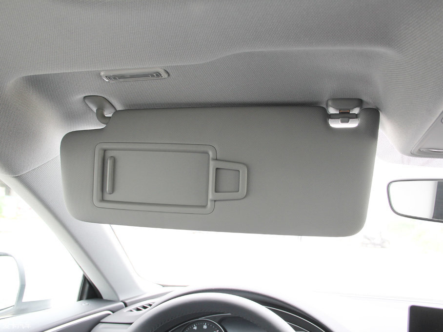 2017WA5 Sportback 45 TFSI r