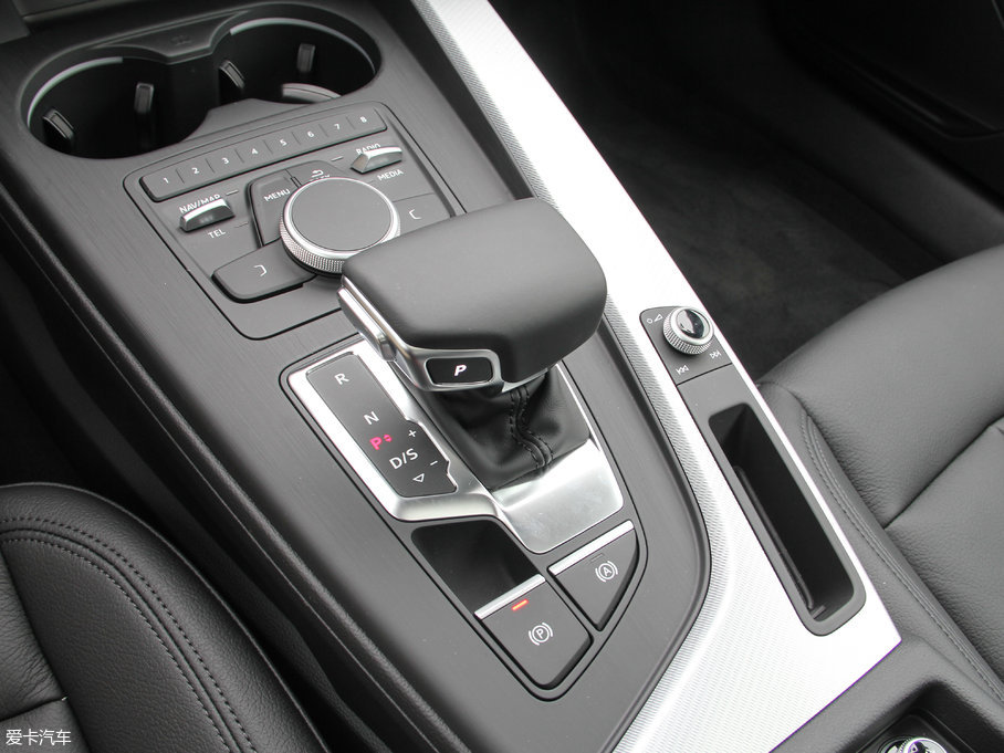 2017WA5 Sportback 45 TFSI r