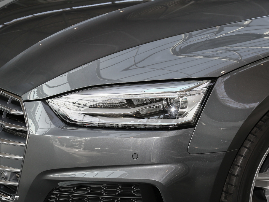 2017WA5 Sportback 40 TFSI r