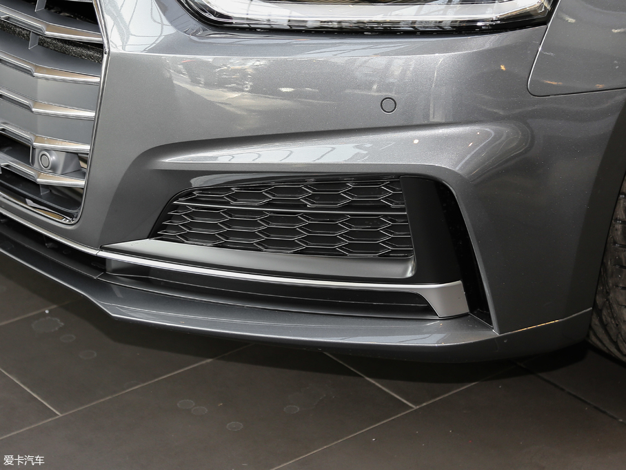 2017WA5 Sportback 40 TFSI r