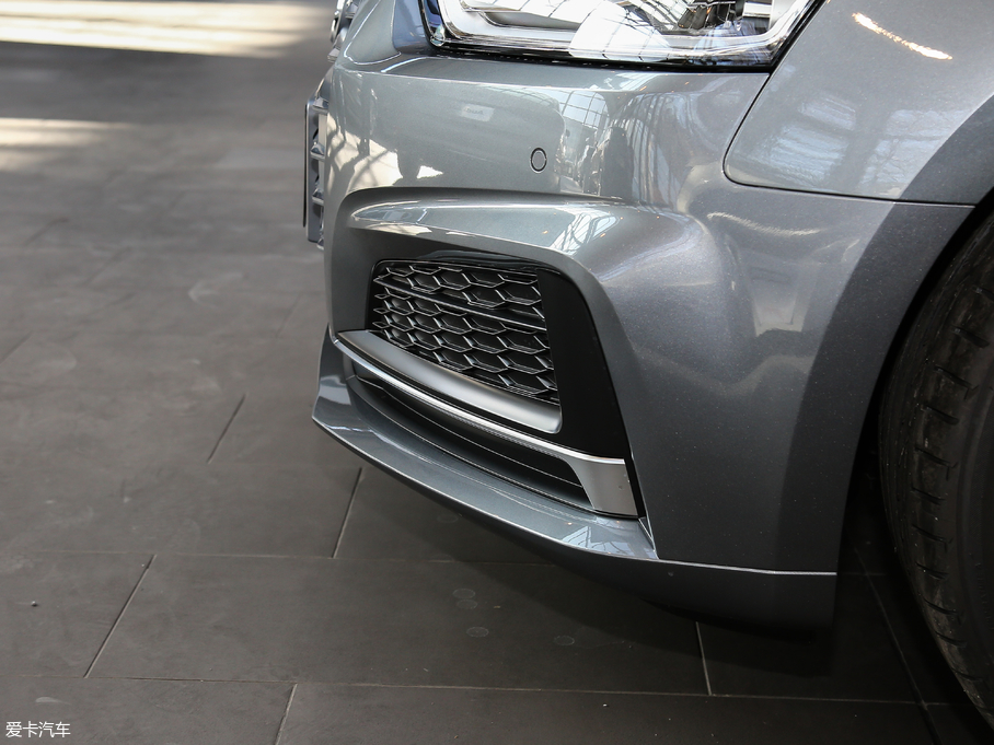 2017?yun)WA5 Sportback 40 TFSI r(sh)