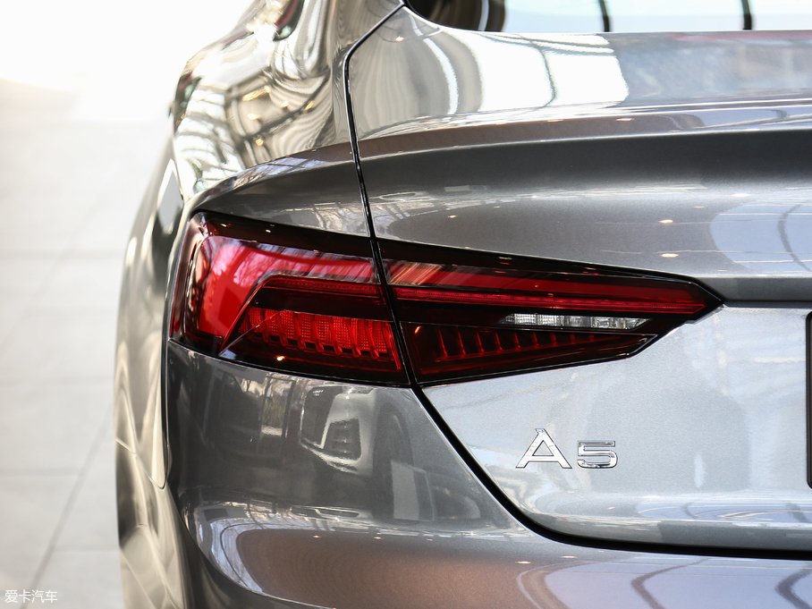 2017WA5 Sportback 40 TFSI r