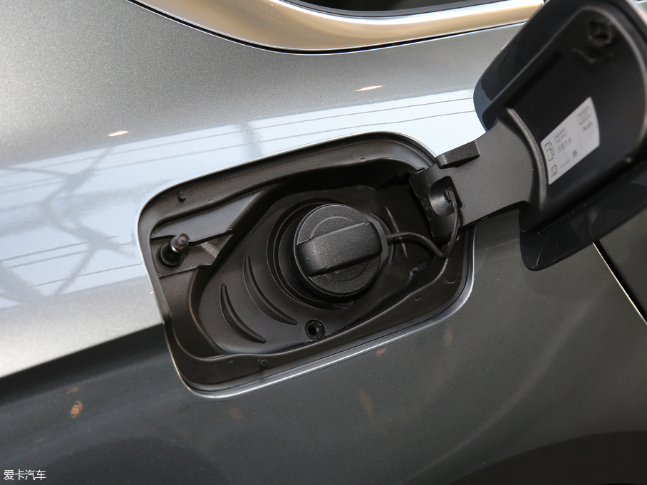 2017WA5 Sportback 40 TFSI r