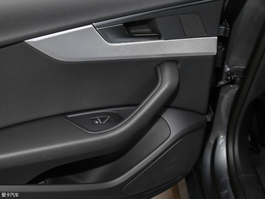 2017WA5 Sportback 40 TFSI r