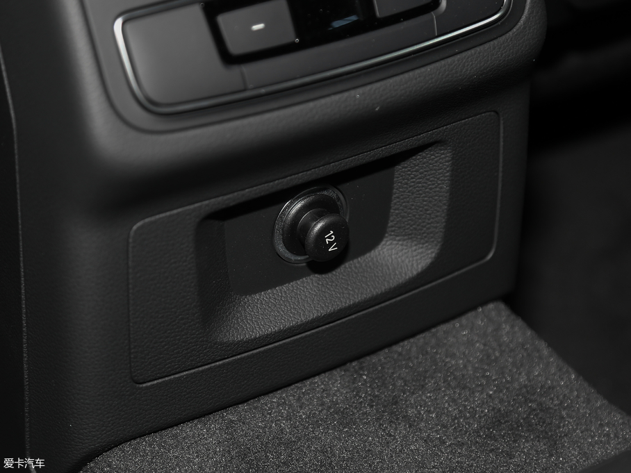 2017WA5 Sportback 40 TFSI r