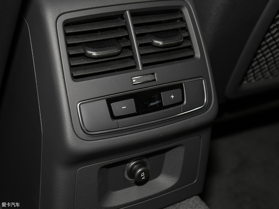 2017?yun)WA5 Sportback 40 TFSI r(sh)