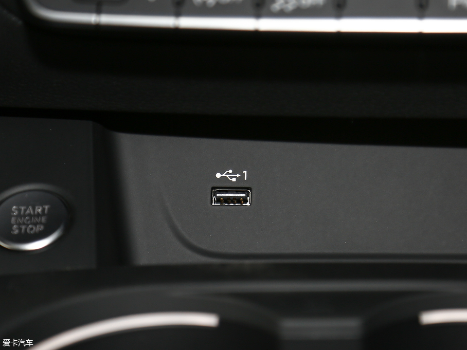 2017WA5 Sportback 40 TFSI r