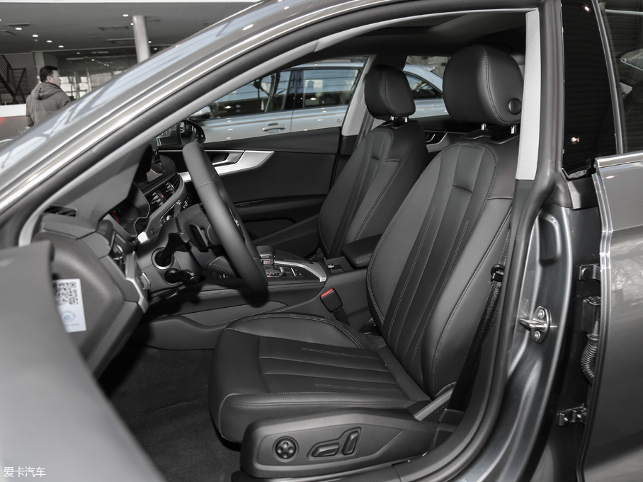 2017WA5 Sportback 40 TFSI r