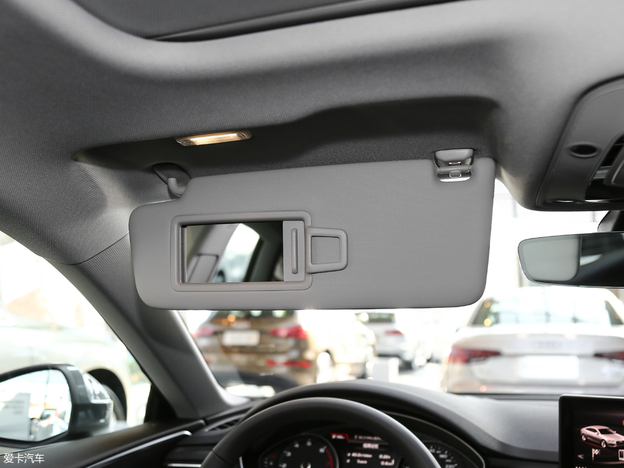 2017WA5 Sportback 40 TFSI r