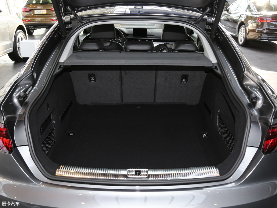 2017WA5 Sportback 40 TFSI r