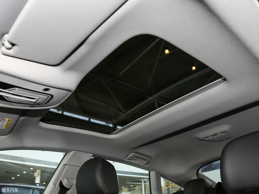 2017WA5 Sportback 40 TFSI r