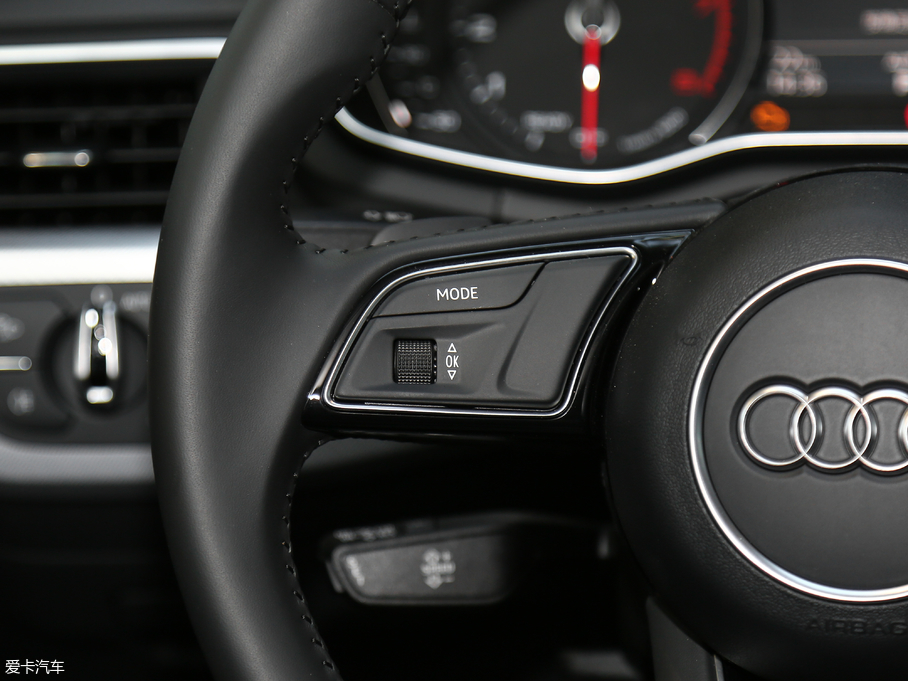 2017WA5 Sportback 40 TFSI r