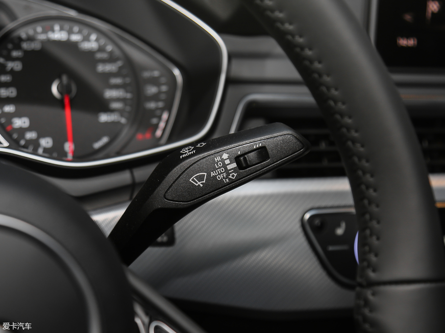 2017WA5 Sportback 40 TFSI r