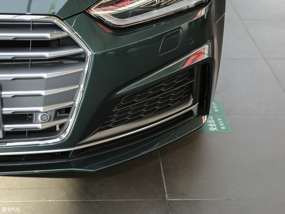 2017WA5 Sportback 45 TFSI r