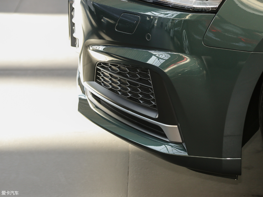 2017WA5 Sportback 45 TFSI r