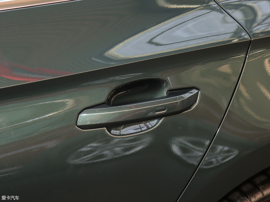 2017WA5 Sportback 45 TFSI r