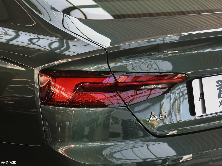 2017WA5 Sportback 45 TFSI r