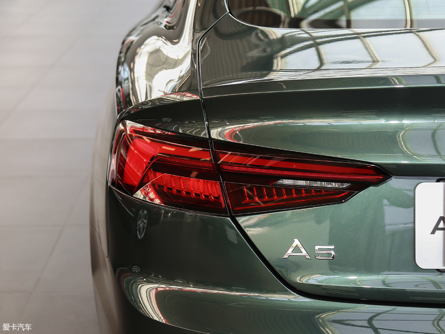 2017WA5 Sportback 45 TFSI r