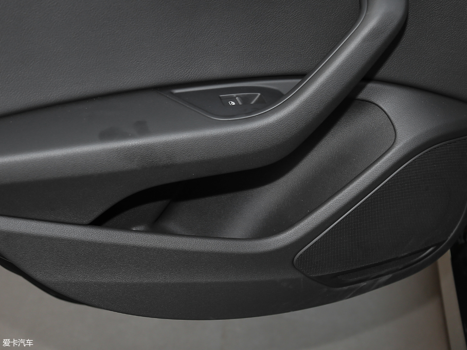 2017WA5 Sportback 45 TFSI r