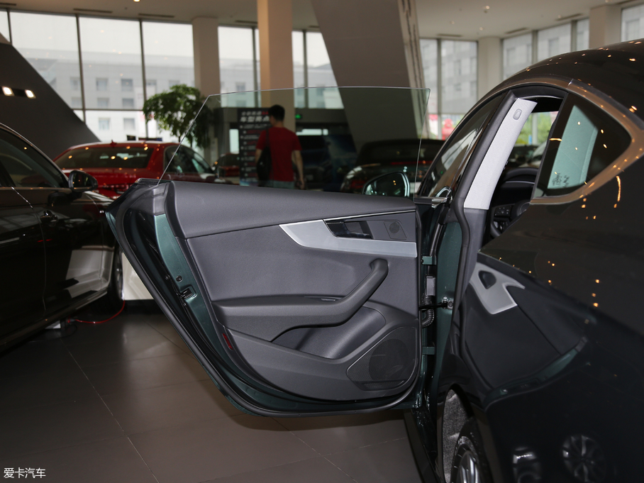 2017WA5 Sportback 45 TFSI \