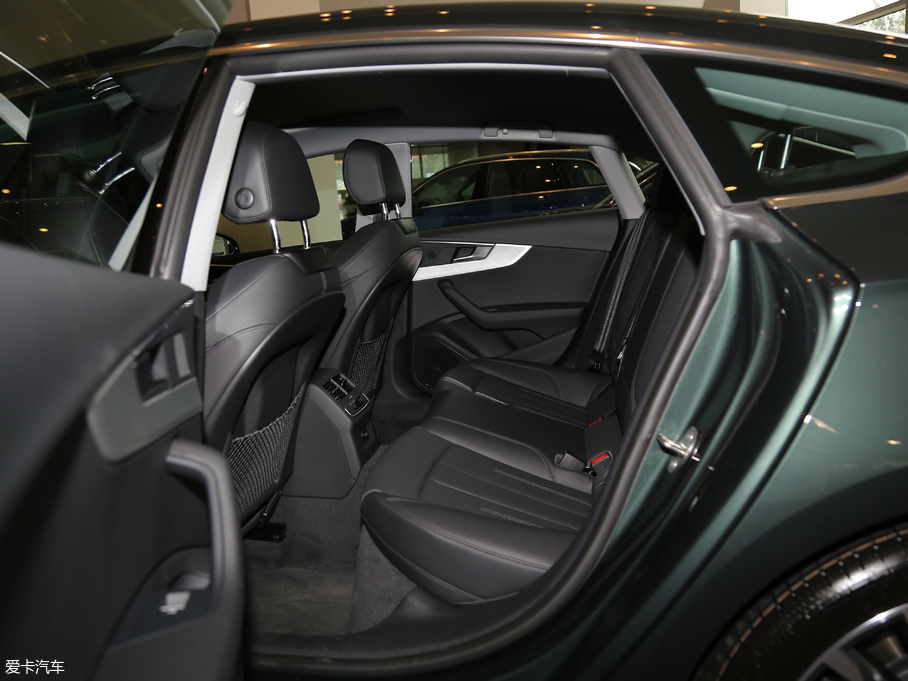 2017WA5 Sportback 45 TFSI \