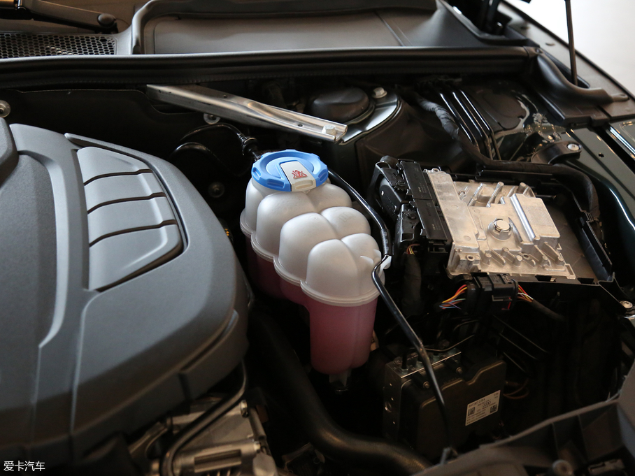 2017WA5 Sportback 45 TFSI \