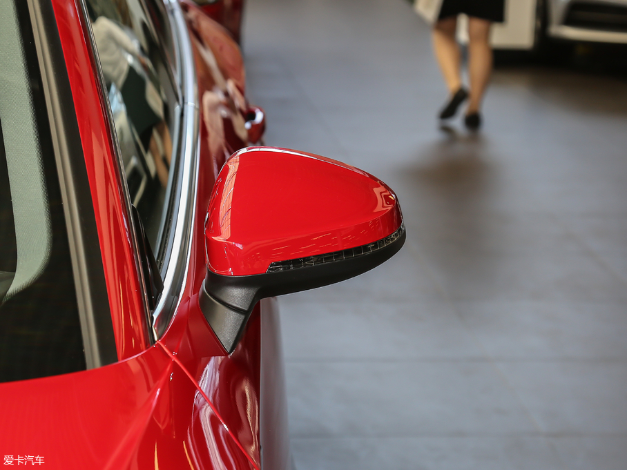 2017WA5 Sportback 45 TFSI r