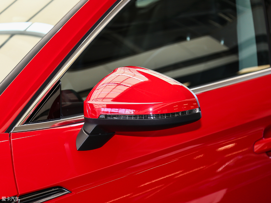 2017WA5 Sportback 45 TFSI r