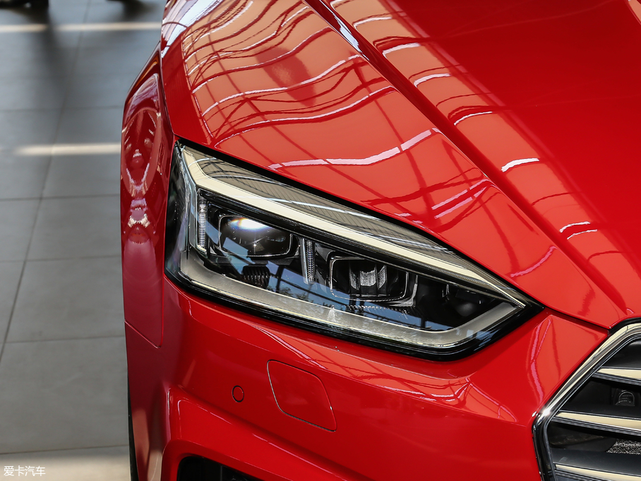 2017WA5 Sportback 45 TFSI r