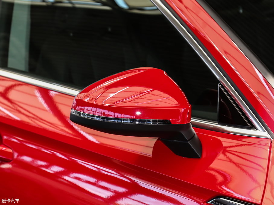 2017WA5 Sportback 45 TFSI r