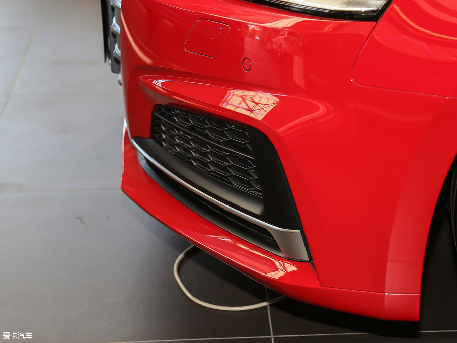 2017?yun)WA5 Sportback 45 TFSI r(sh)