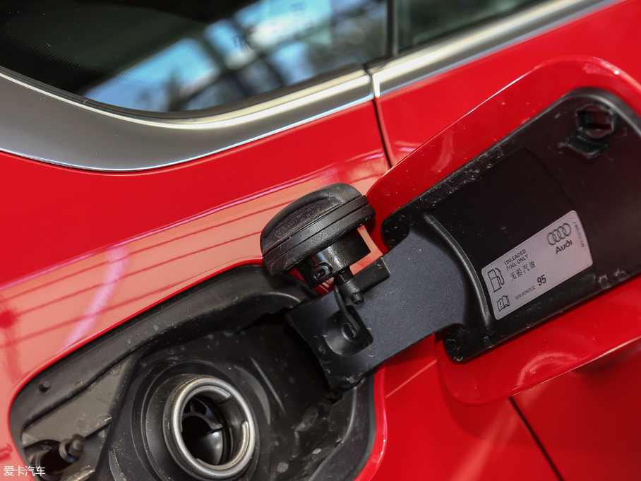 2017WA5 Sportback 45 TFSI r