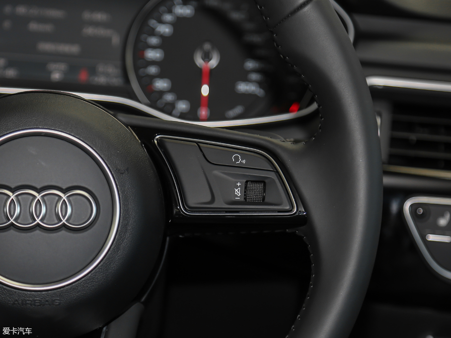 2017WA5 Sportback 45 TFSI r