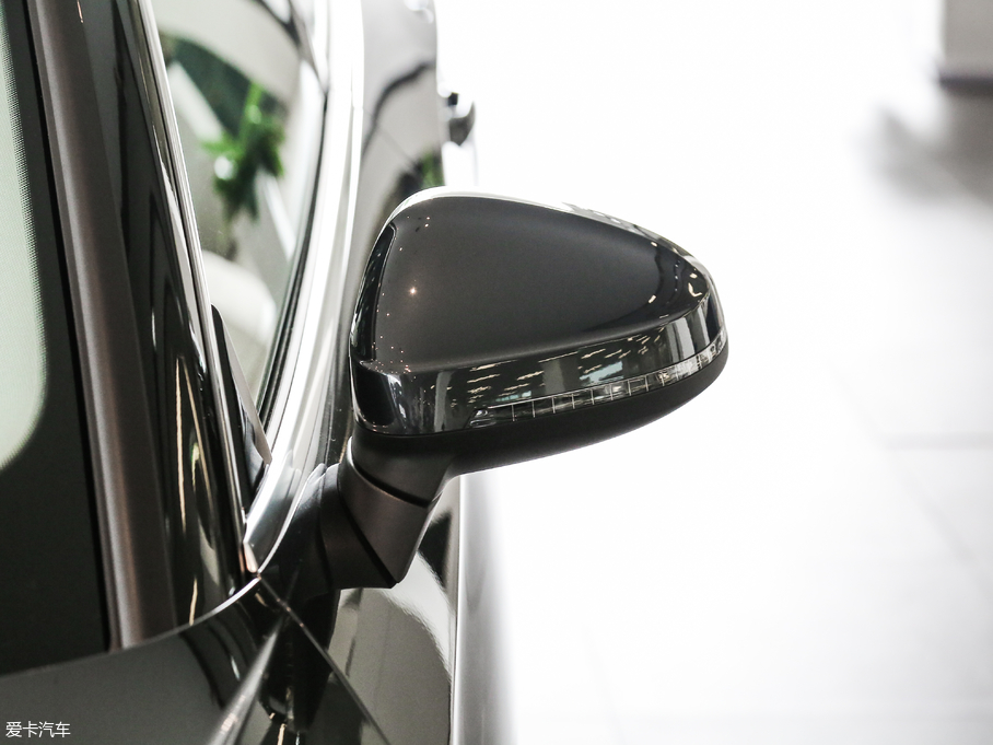 2017WA5 Sportback 45 TFSI quattro \