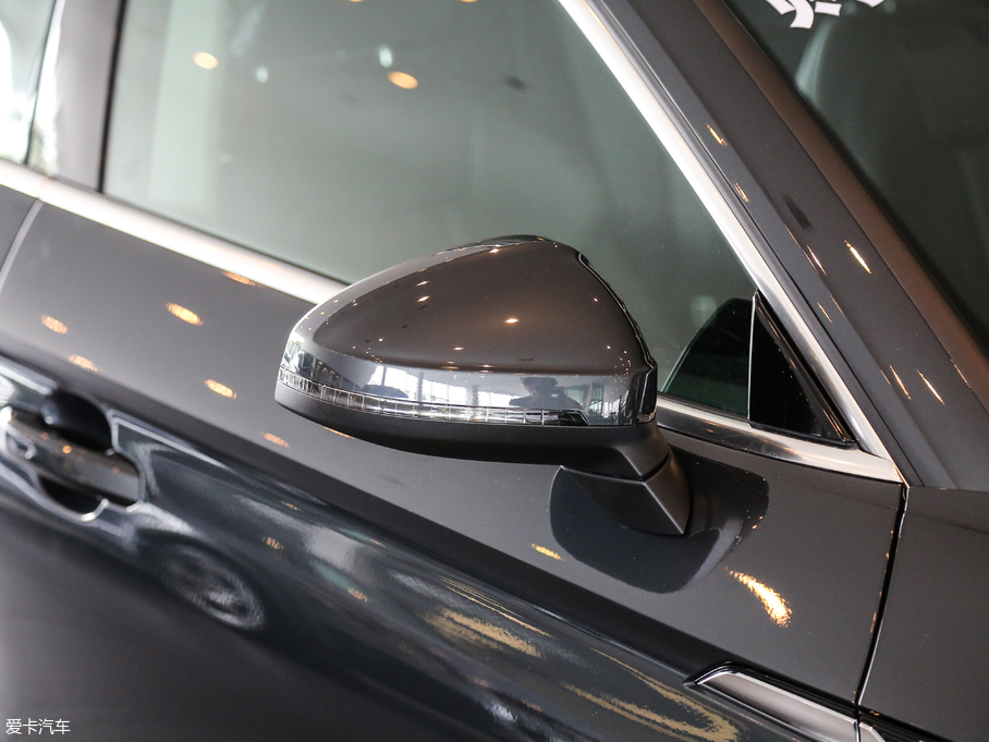 2017WA5 Sportback 45 TFSI quattro \