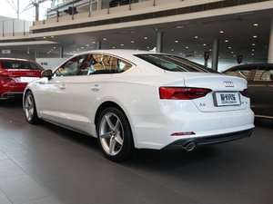 2017Sportback 40 TFSI r(sh) w^