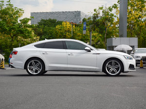 2017Sportback 45 TFSI quattro \(yn) w^