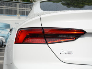 2017Sportback 45 TFSI quattro \ ^