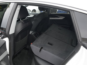 2017Sportback 45 TFSI quattro \ ηŵ