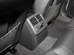 2017Sportback 40 TFSI r(sh) g